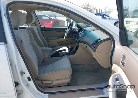 2005 Honda Accord 2.4 Lx из США, поврежденный, VIN 1HGCM56455A190244